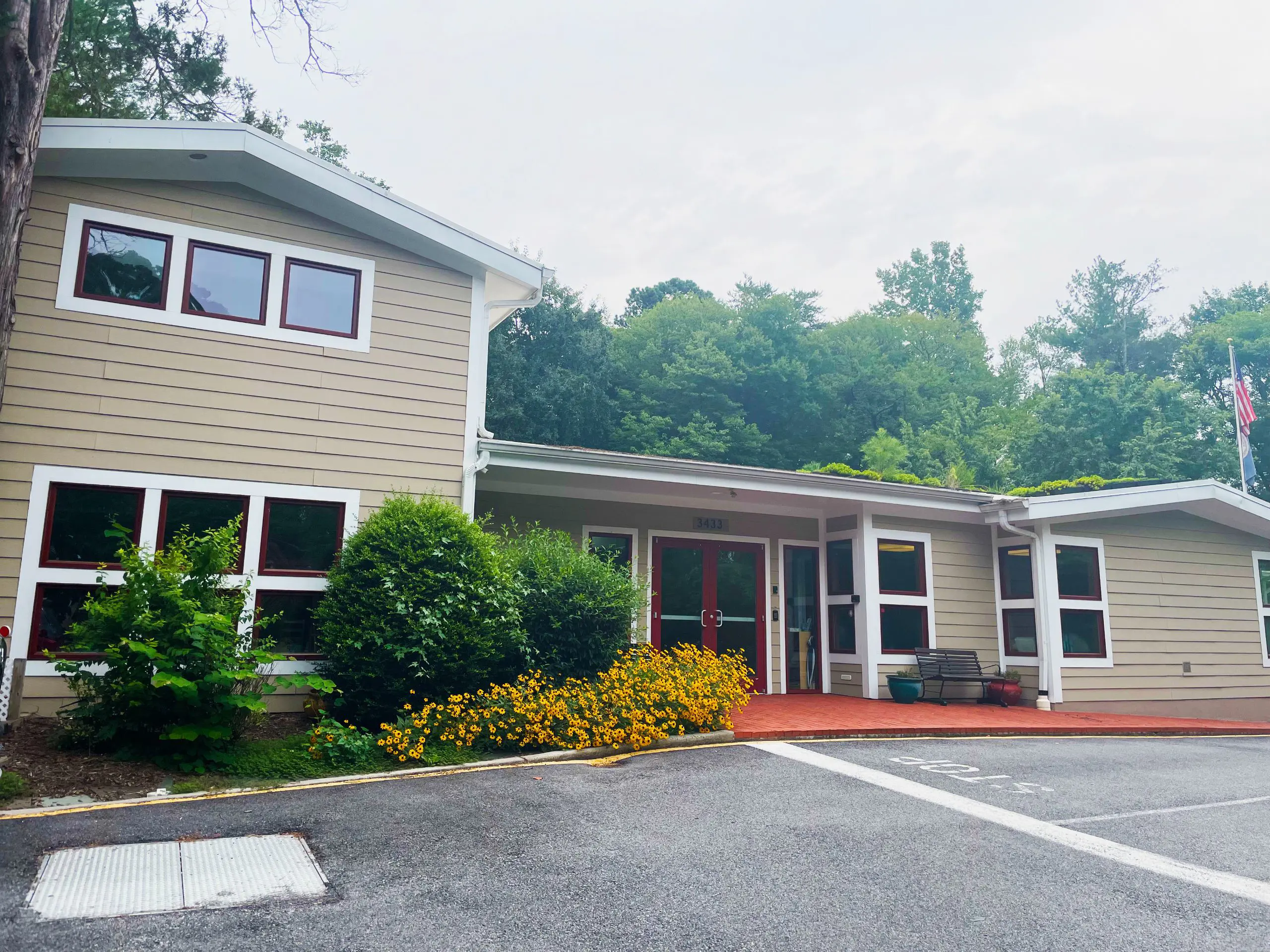 The front of the Valleybrook Campus
